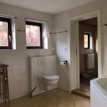 Ferienhaus Kleines Gemütliches Fachwerkhaus Für Vier Gäste Reinhardtsdorf-Schona