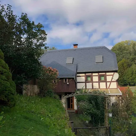 Ferienhaus Kleines Gemütliches Fachwerkhaus Für Vier Gäste Reinhardtsdorf-Schona
